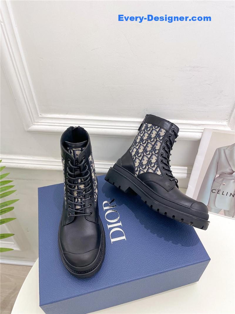 D10r new wool boots