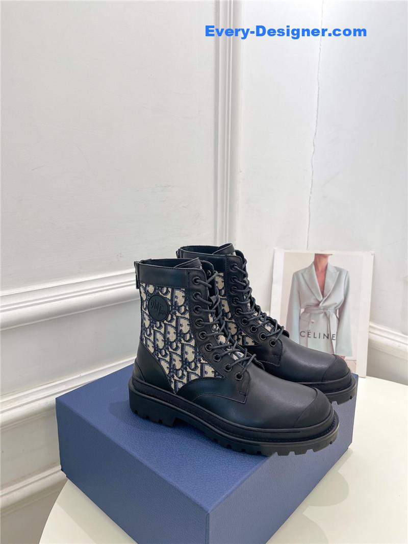 D10r new wool boots