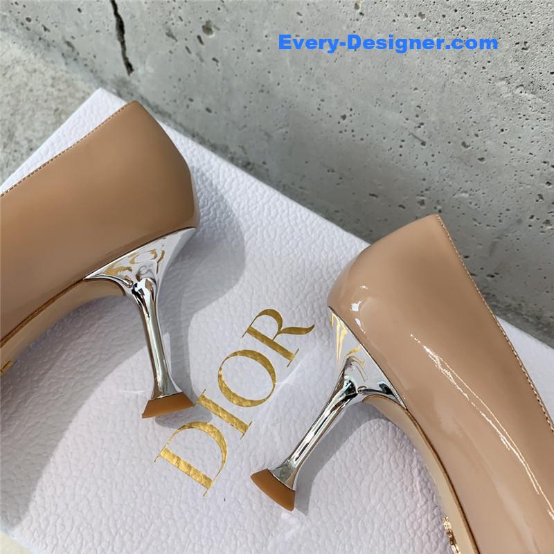 D10r new early autumn sandals