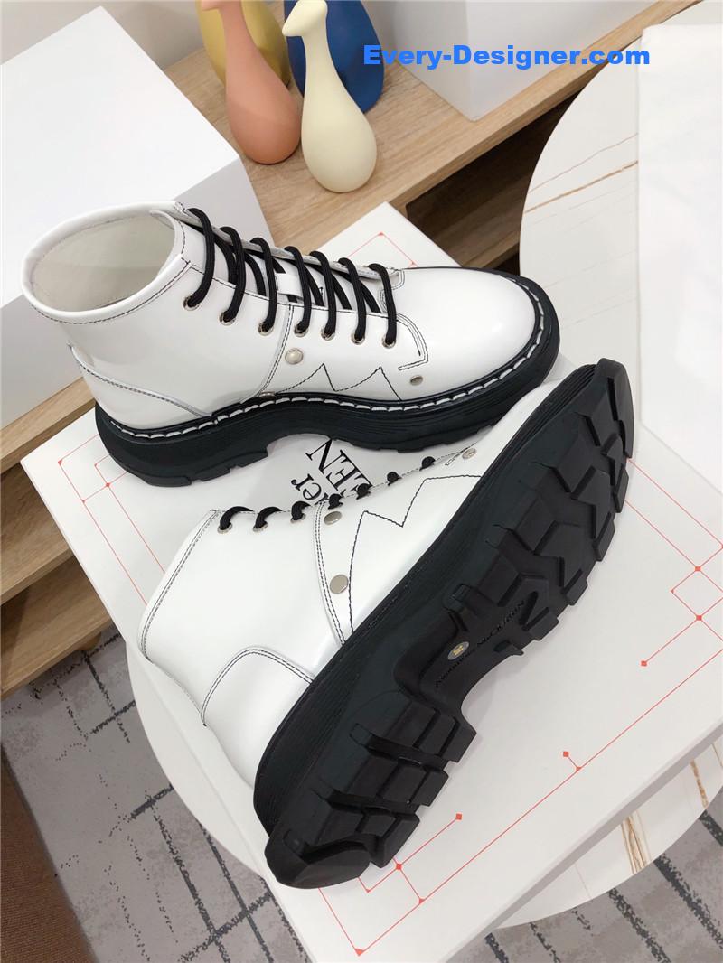 a1exa*der Mcqv*en new strappy boots