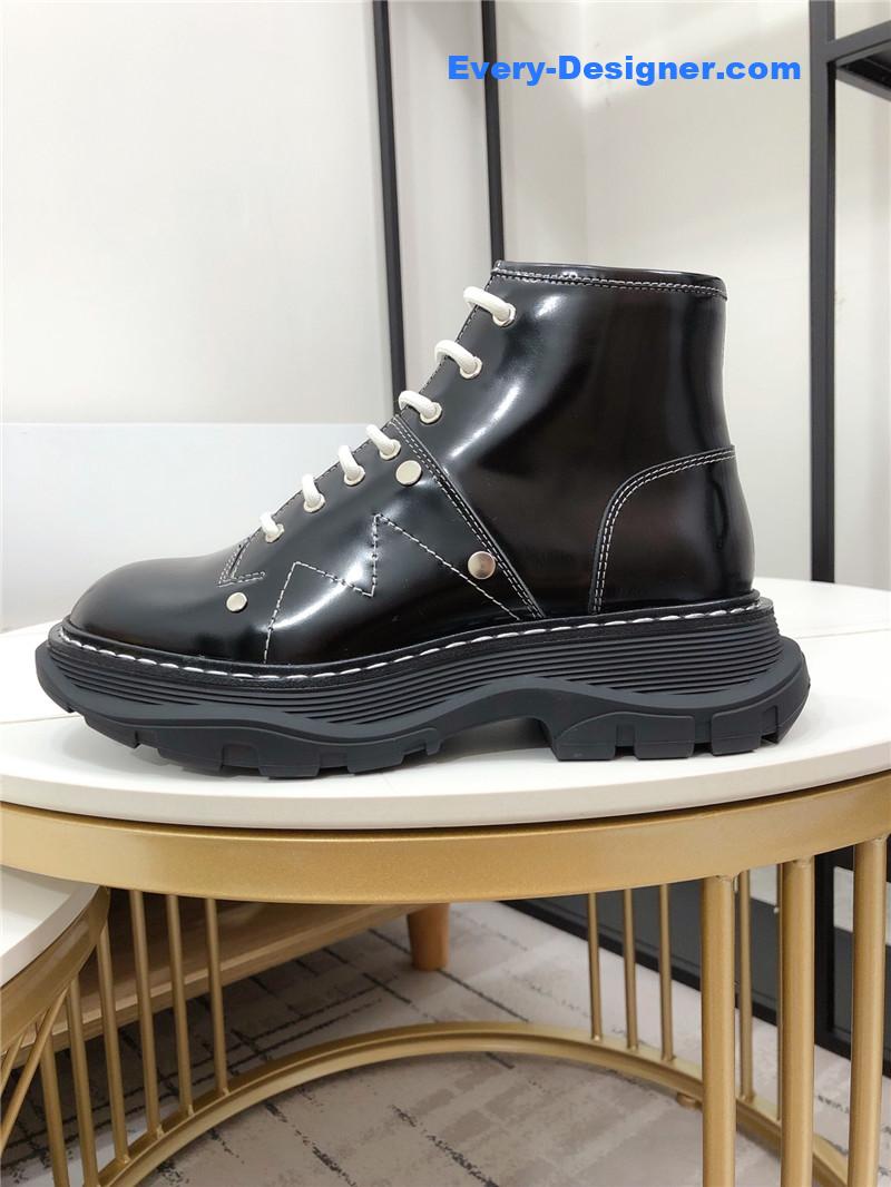 a1exa*der Mcqv*en new strappy boots