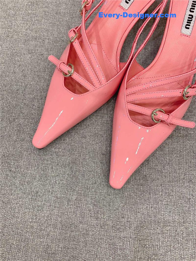 M1um1u catwalk style pointed toe kitten heels