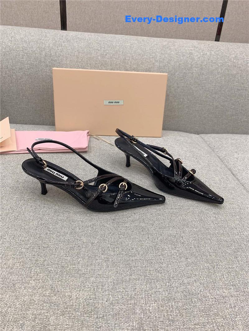 M1um1u catwalk style pointed toe kitten heels