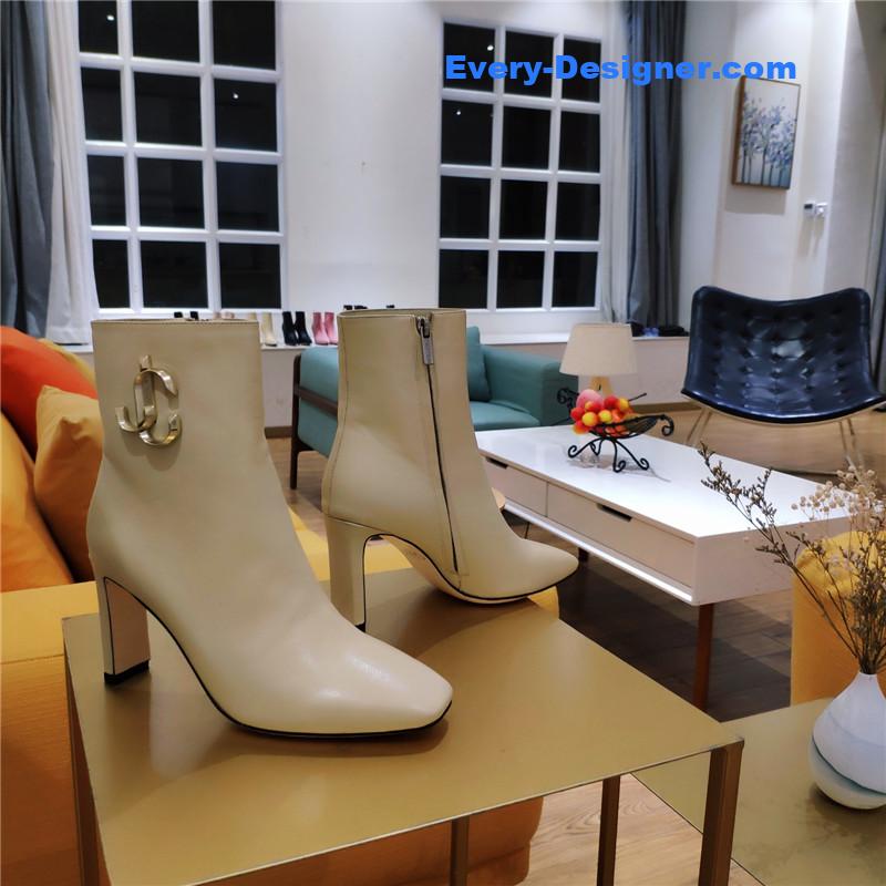 J1m*y Ch00 minori 65 boots white