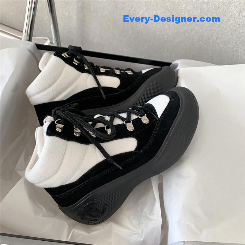 Ch**el new limited edition coco neige snow boots