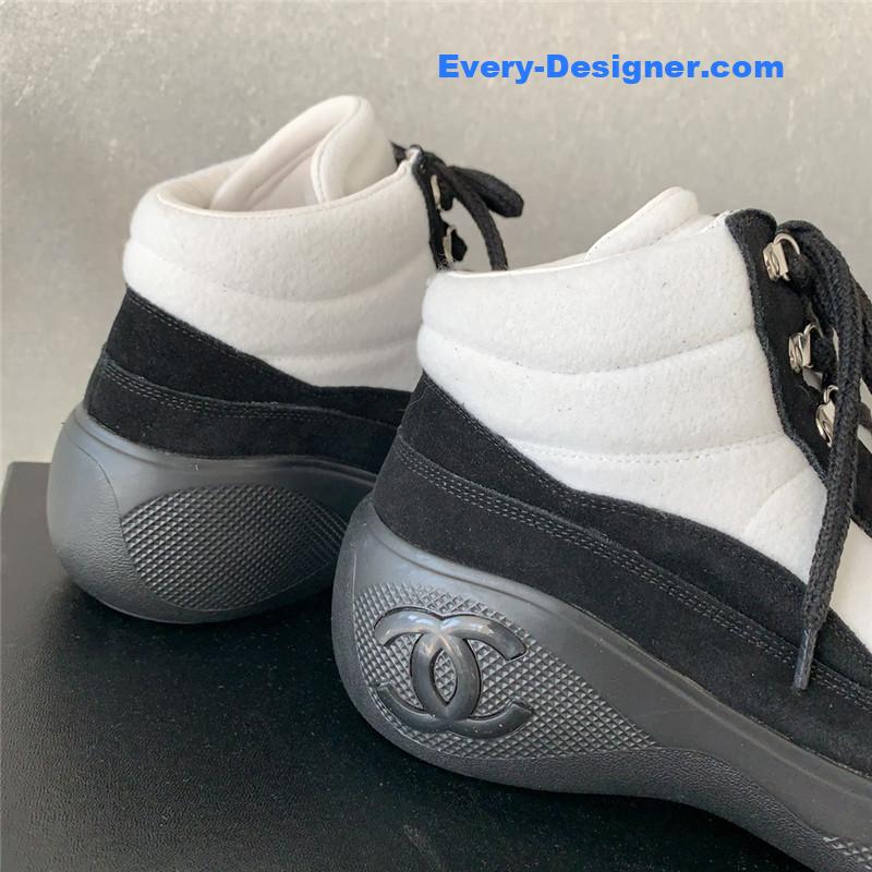 Ch**el new limited edition coco neige snow boots