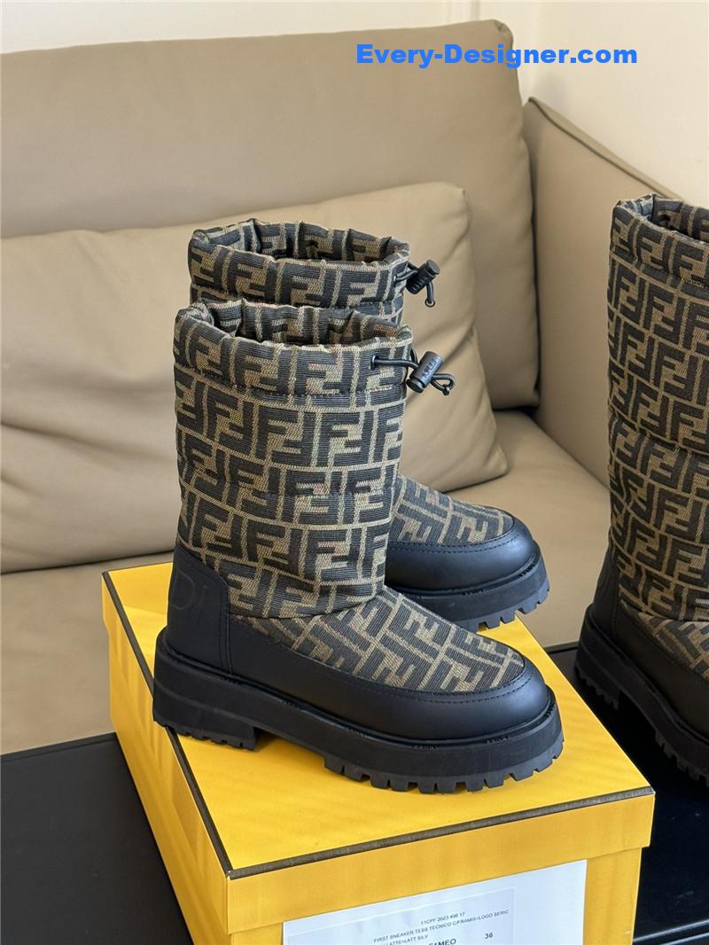 F**di classic ff presbyopic snow boots