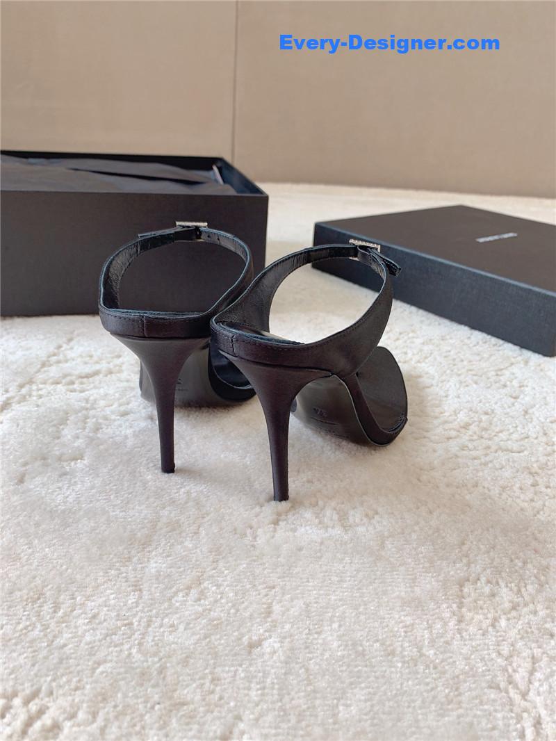 Y51 new sandals