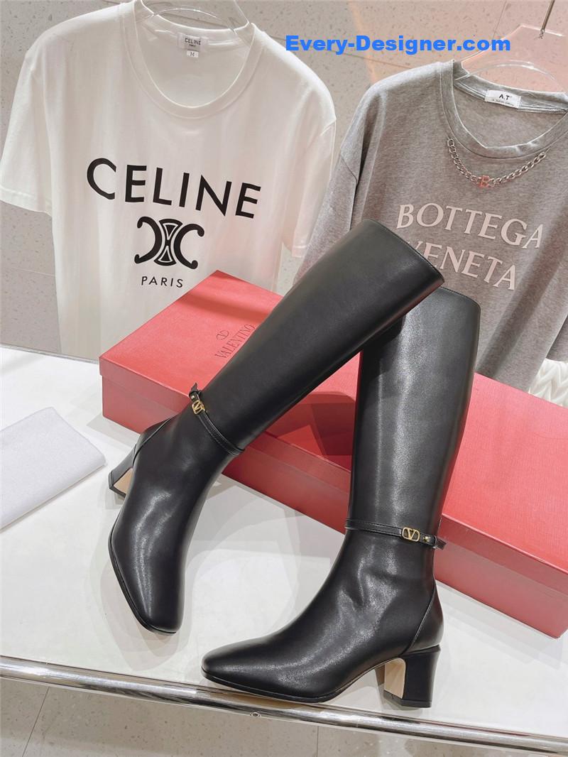 Va1e*ntin0 pointed toe chunky heel knee high boots