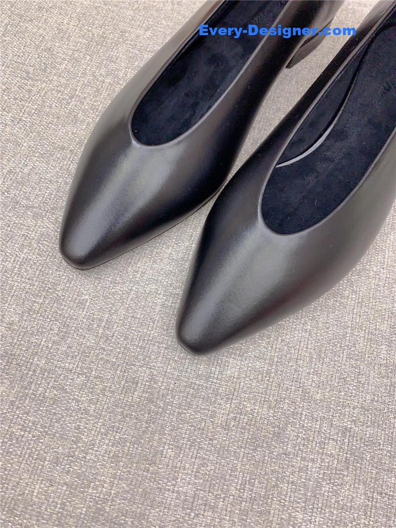 L0r0 P1ana new pointed toe witch flat shoes