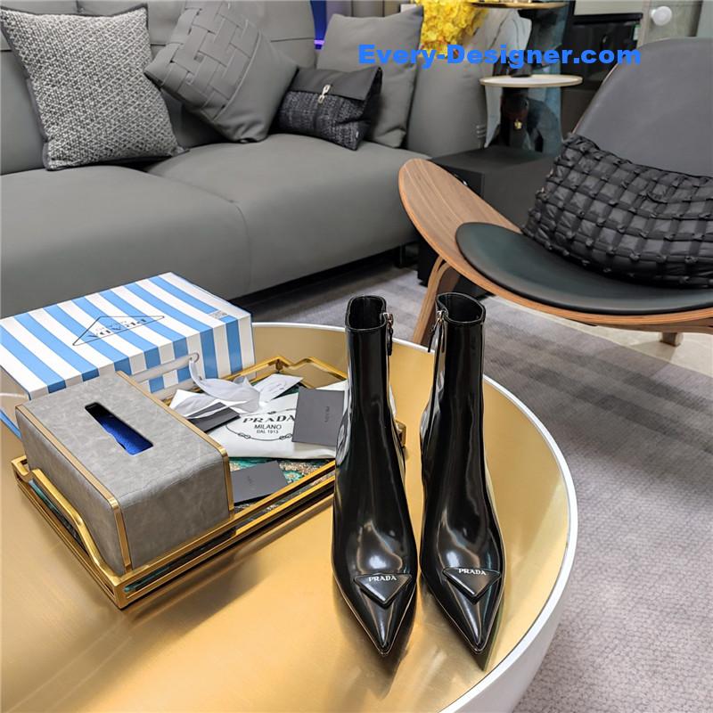 Pra*a pointed patent leather heel ankle boots
