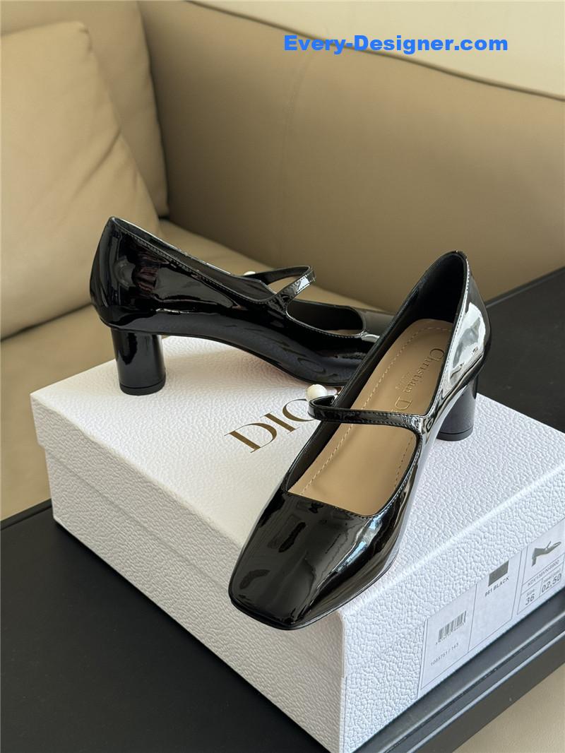 D10r small square toe mary jane shoes