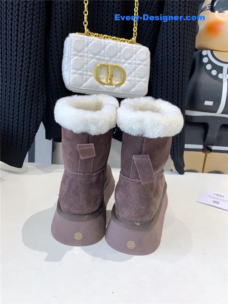 UGG Dipper Shearling Platform Boots Purple