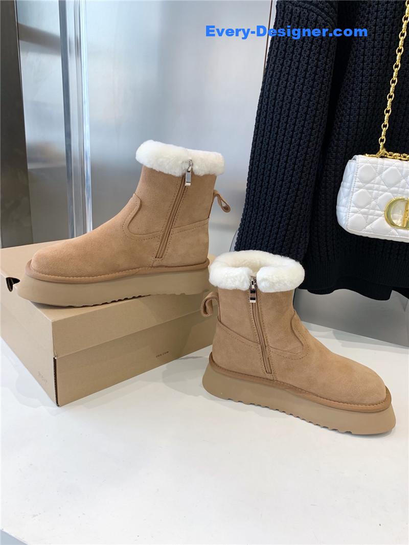 UGG Dipper Shearling Platform Boots Brown