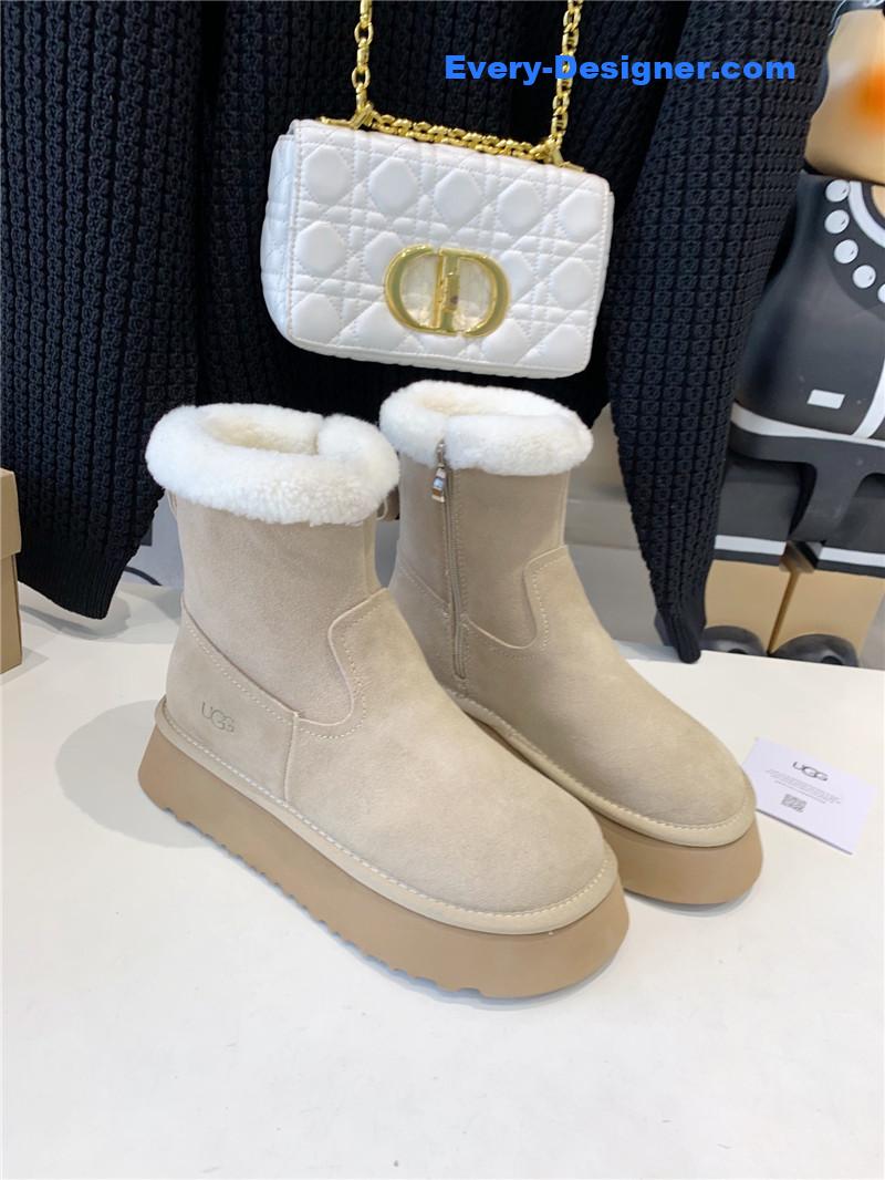 UGG Dipper Shearling Platform Boots