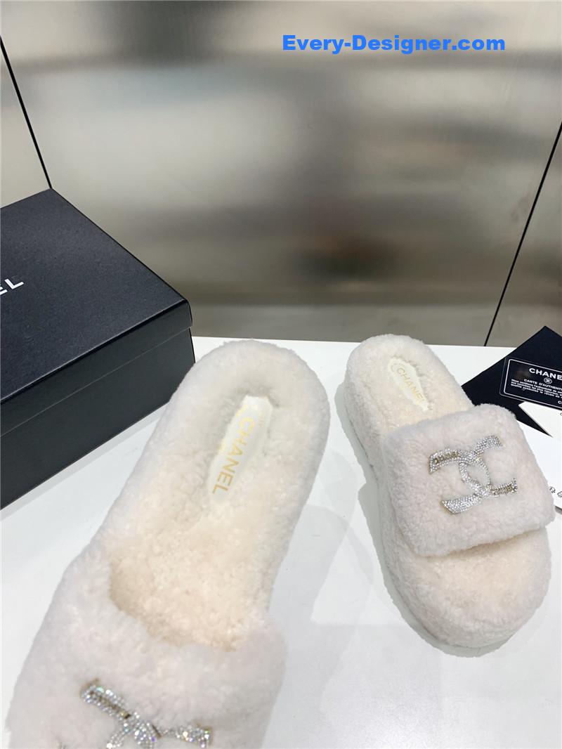 Ch**el double c rhinestone thick sole fur slippers
