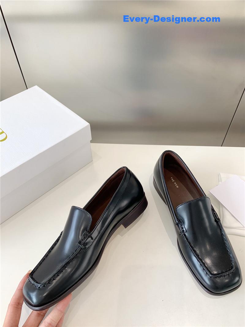 The R0w slip-on loafers