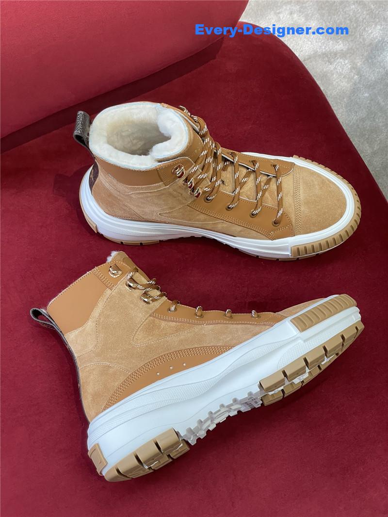 l0vis Vvtt0n lv squad shearling sneaker boots in brown