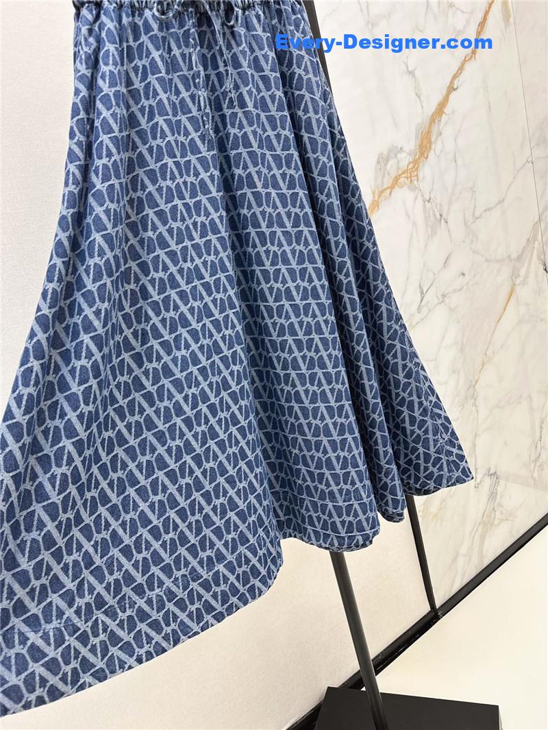 Va1e*ntin0 v jacquard denim long skirt replica d&g clothing
