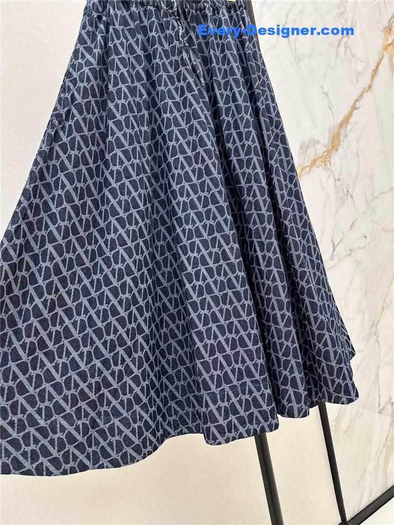 Va1e*ntin0 v jacquard denim long skirt replica d&g clothing