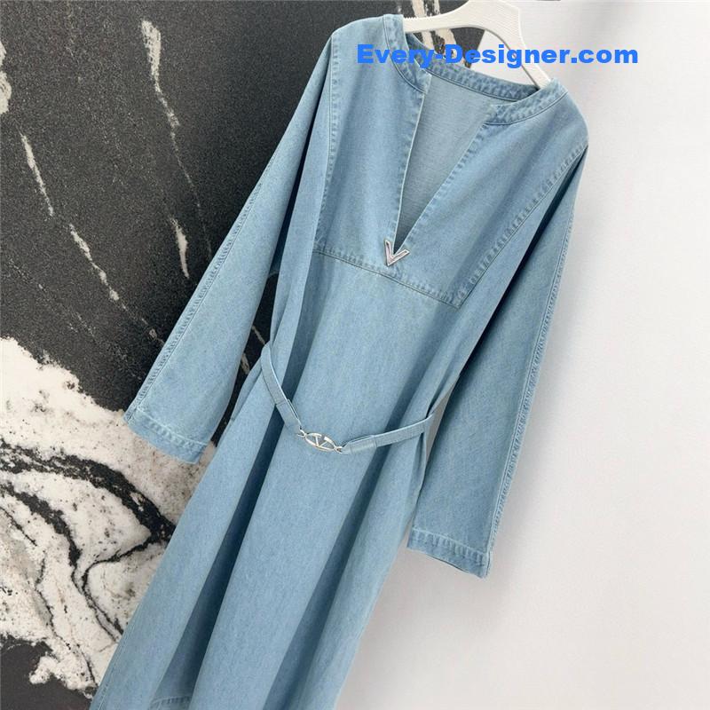 Va1e*ntin0 vintage denim maxi skirt replica d&g clothing