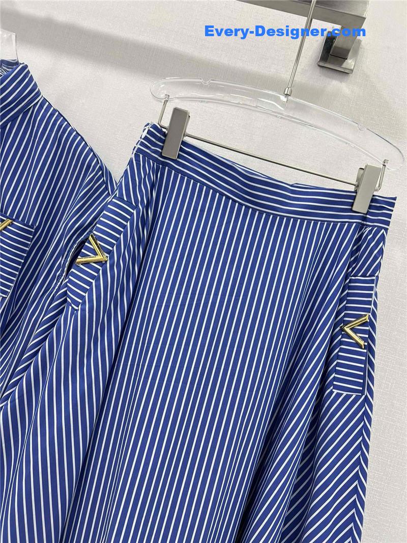 Va1e*ntin0 striped dress replica designer clothing websites