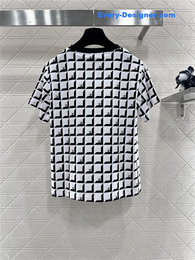 Ch**el check round neck t-shirt replica d&g clothing
