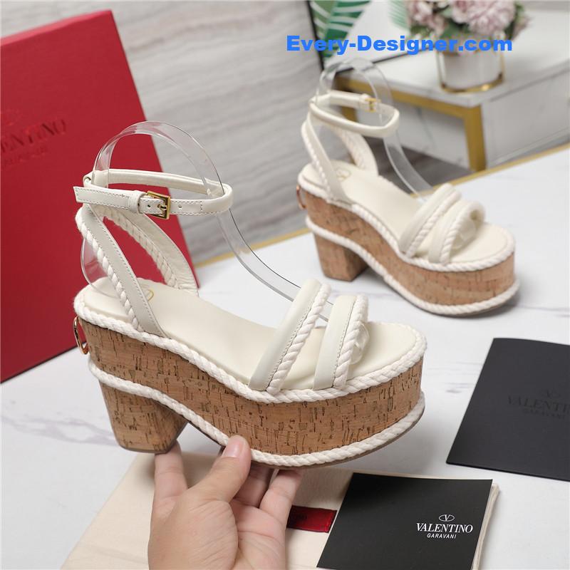 Va1e*ntin0 vlogo summerblocks wedge sandals white