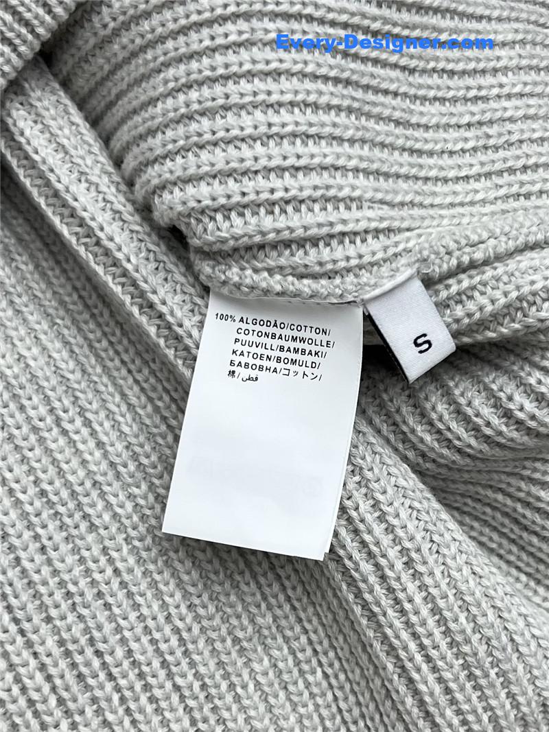BC large V-neck sweater replica d&g clothing