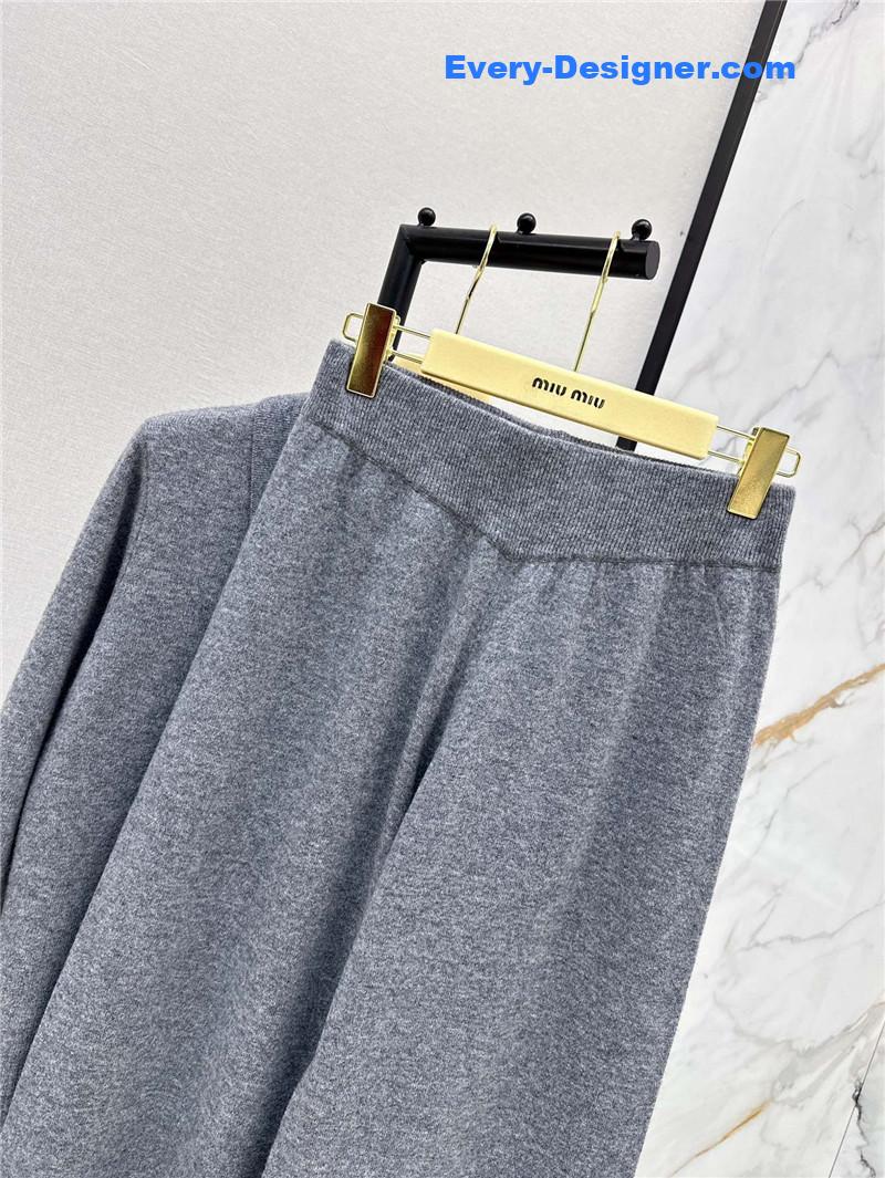M1um1u new knitted suit replica d&g clothing