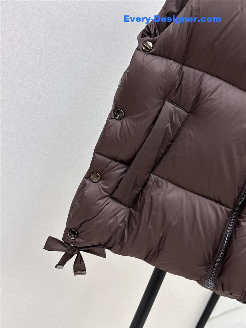 Vanitoo hooded down vest cheap replica designer clothes