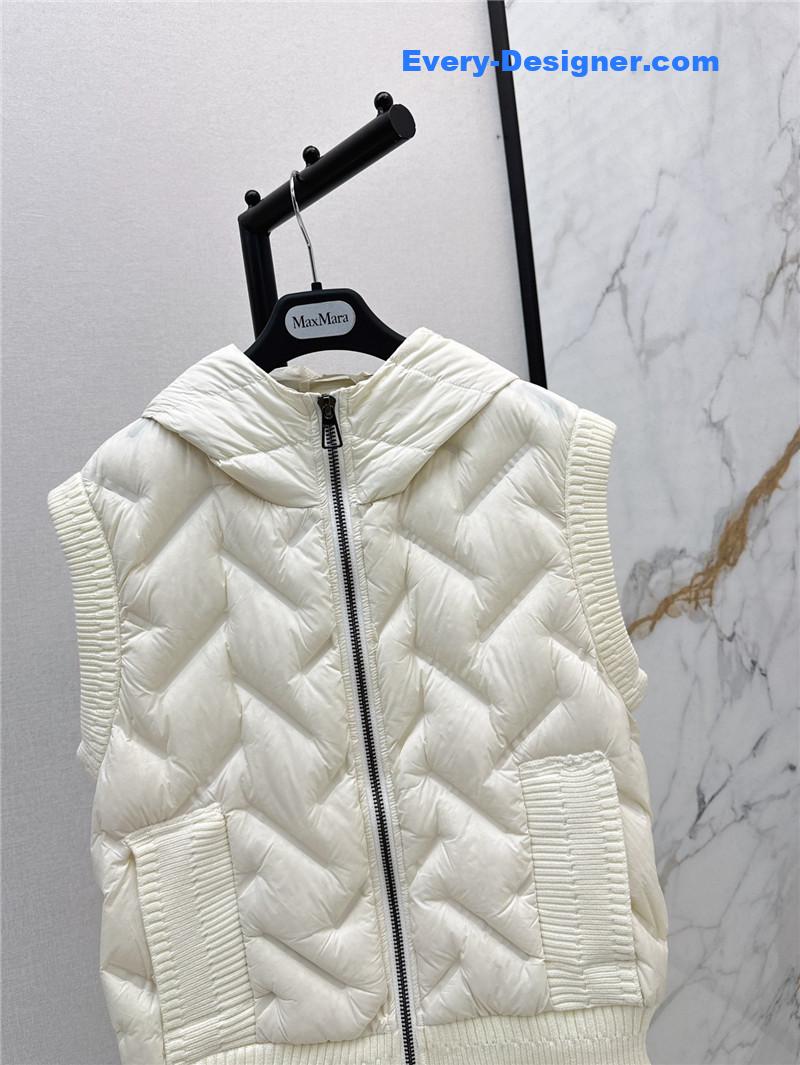 Vanitoo hooded down vest