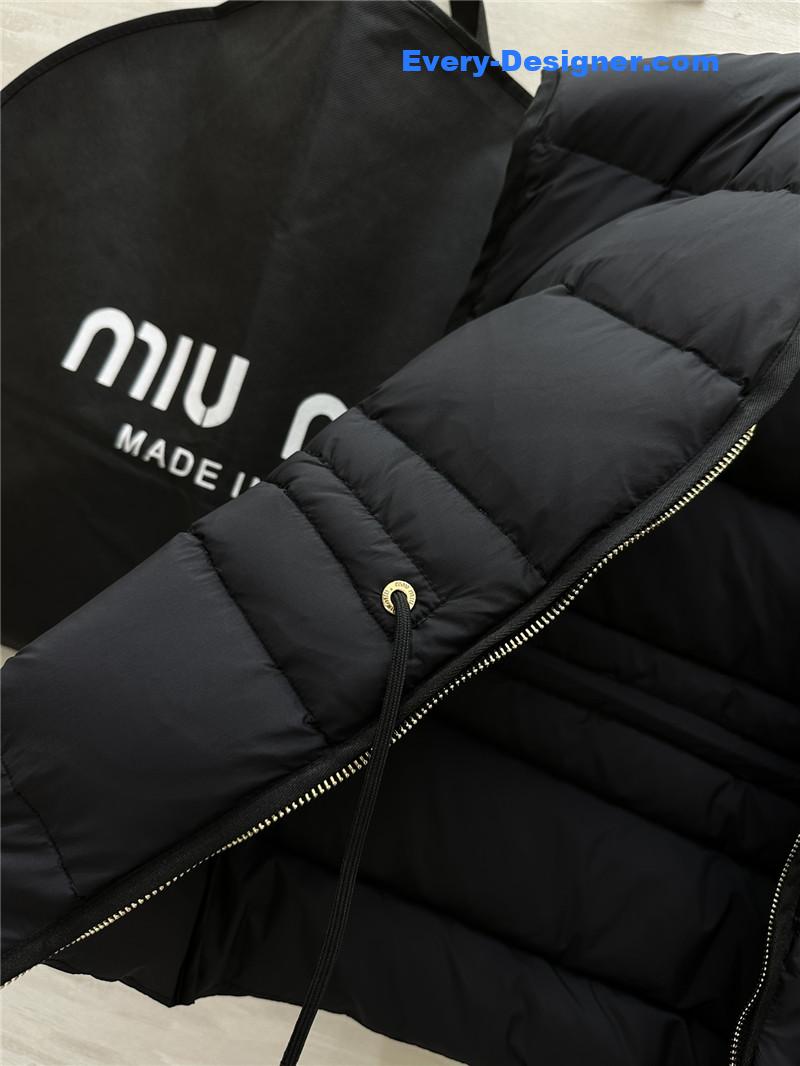 M1um1u waist down vest