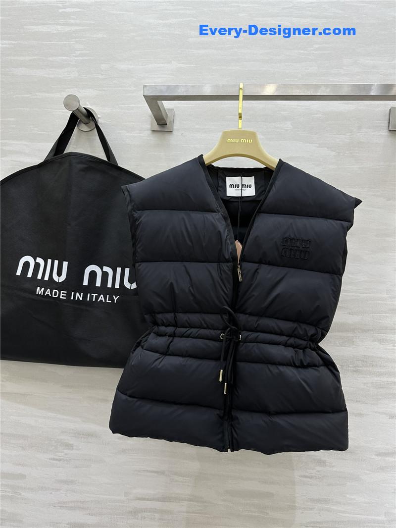 M1um1u waist down vest