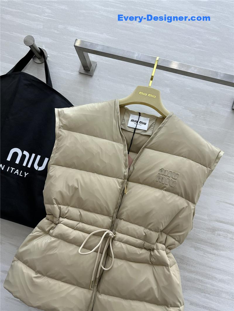 M1um1u waist down vest