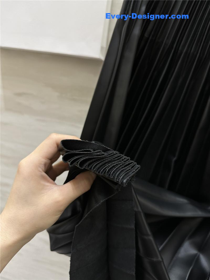 D10r high waist leather skirt