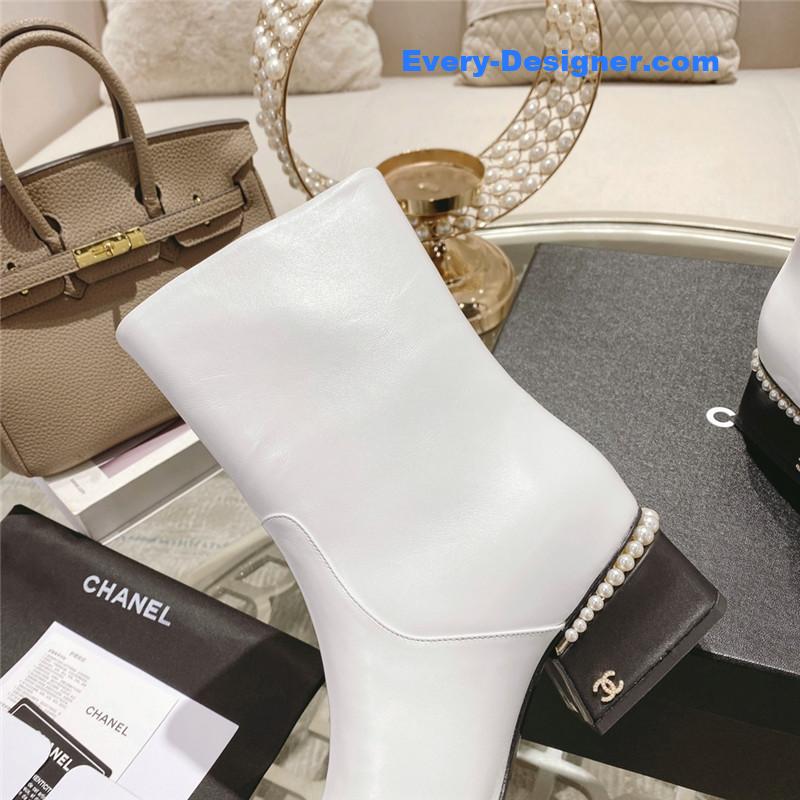 Ch**el white calfskin ankle boots