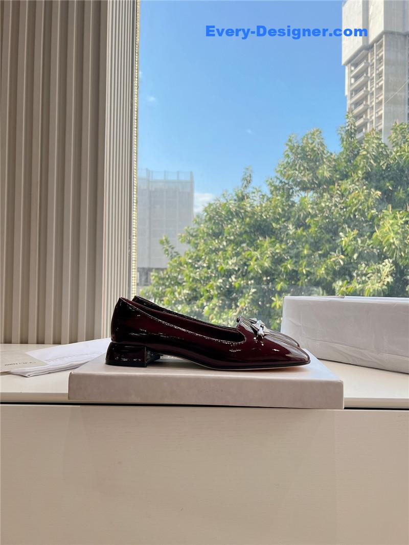 J1m*y Ch00 ravi garnet/crystal patent leather flats