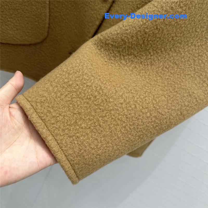 L0ew* short coat