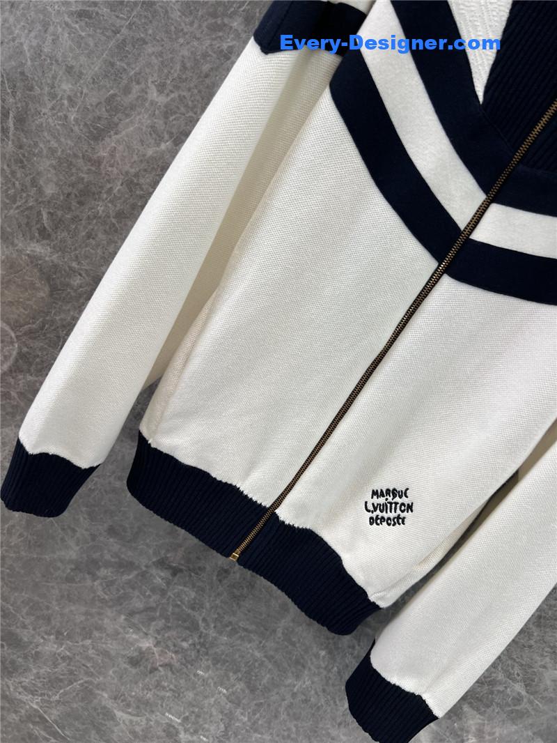 l0vis Vvtt0n lv knitted jacket