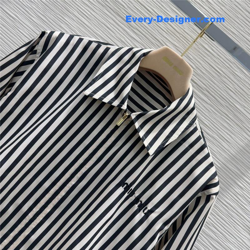 M1um1u long sleeve shirt