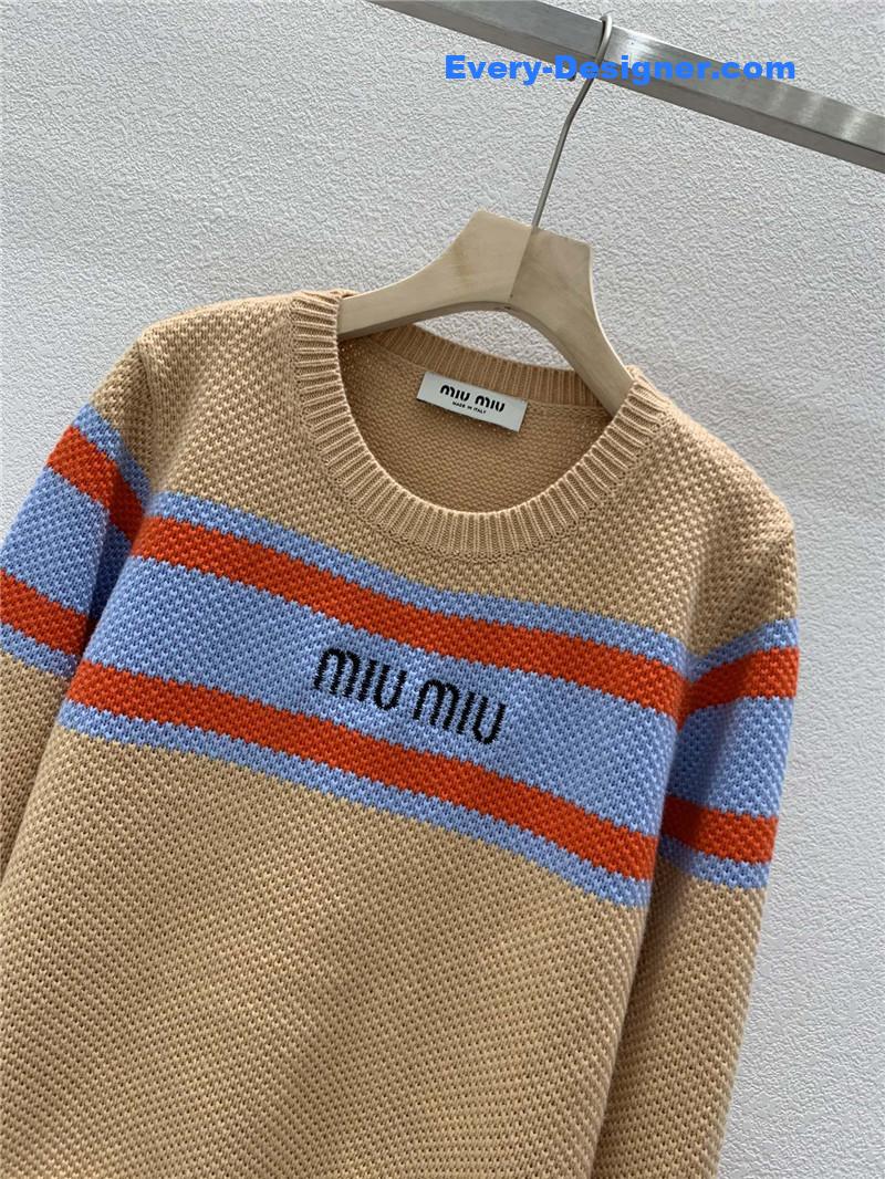 Miu Miu Logo Contrast Knit Sweater in Brown