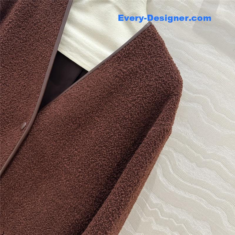 Pra*a wool coat