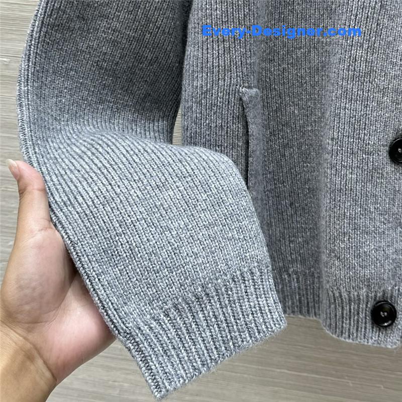 Gvc*1 oversized knitted jacket