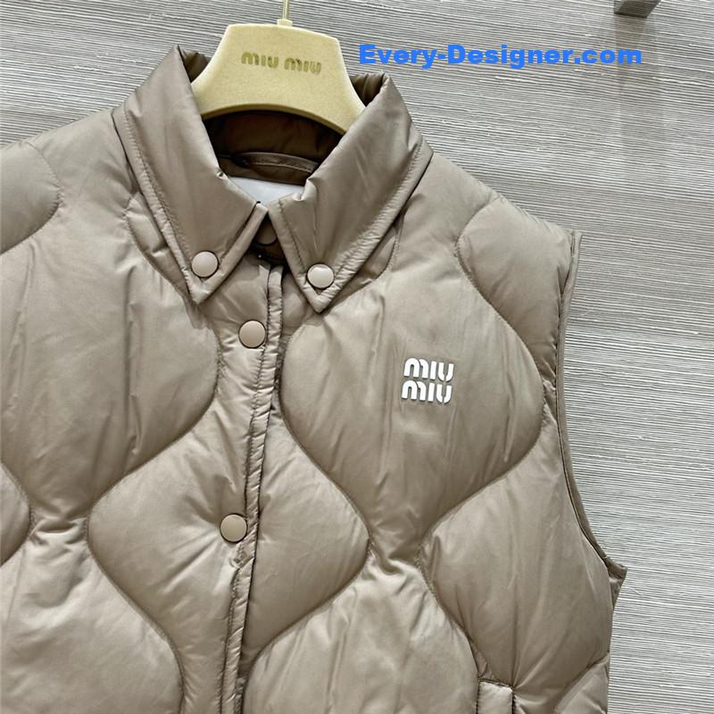 M1um1u cotton vest