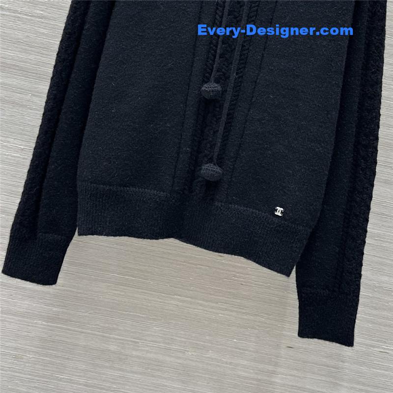 Ch**el hooded knitted sweater navy
