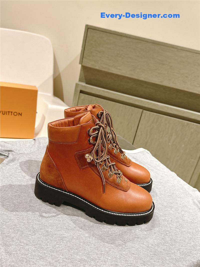 l0vis Vvtt0n calfskin territory ranger boots