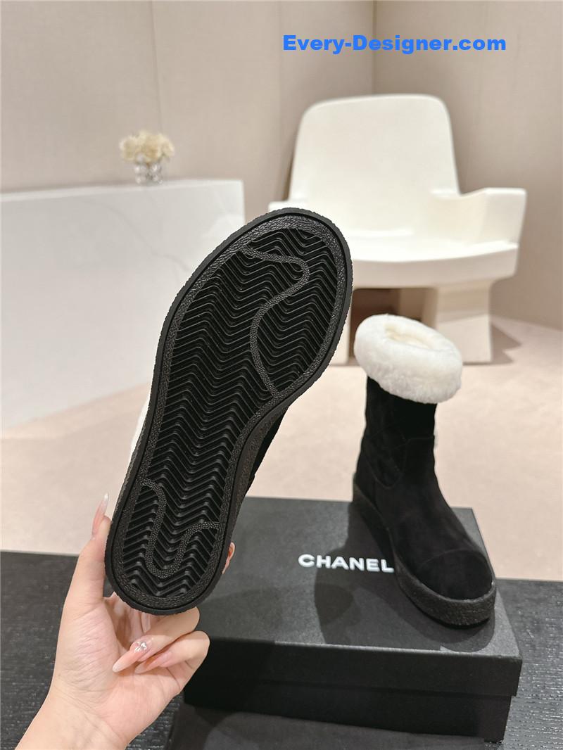 Ch**el logo black suede snow boots