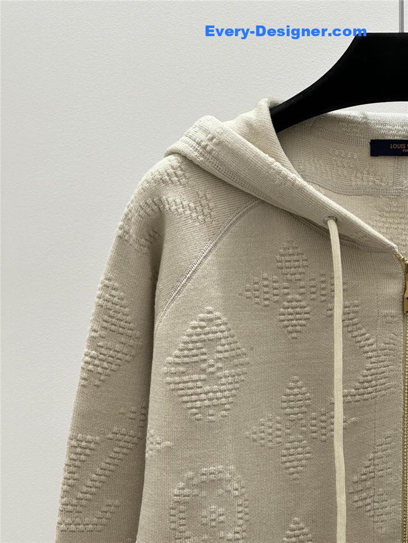 l0vis Vvtt0n lv cardigan jacket