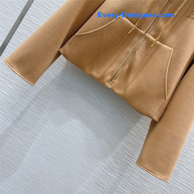 M1um1u new coat